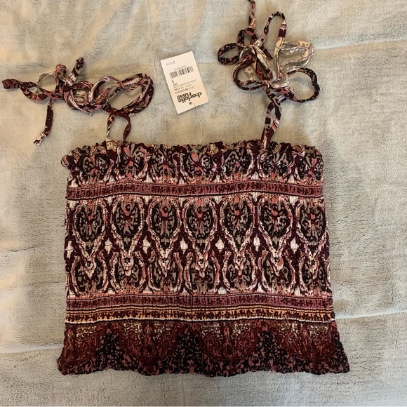 NWT shirred tie top​​​​ - Picture 2 of 3